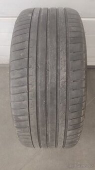 Letni pneu 285/40/21