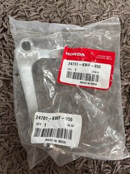Honda CBF125 řadící páka