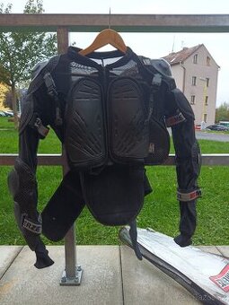 Chránič těla - 1