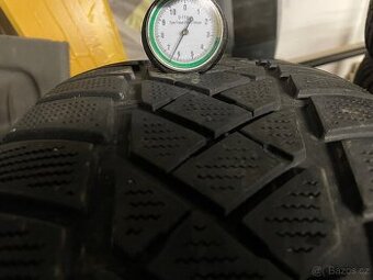 235 55 17 Dunlop zimní 6,5mm - 1