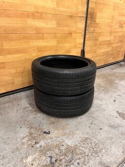 Letní pneu 225/40/18