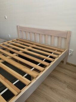 Postel s rostem 140/160x200cm