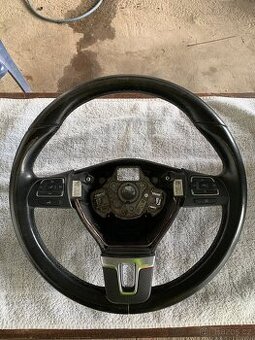 Volat VW Passat 2012 - 1
