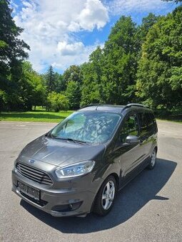Ford Tourneo Courier 1.0 ecoboost