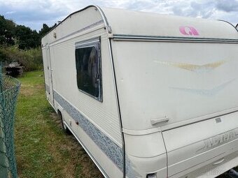 Adria Unica 502