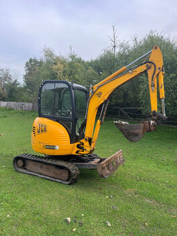 Pásový minibagr JCB 8025