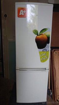 Chladnička s mrazničkou Goddess RCC0140GW8 bílá