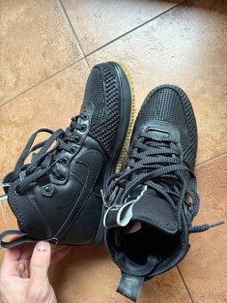 Boty Nike LF1, velikost 45 (US 10)