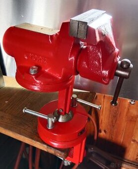 Svěrák York 100 mm kloubový