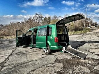 Caddy maxi2.0tdi,rampa pro invalid.vozík, lze motorky,r.2017