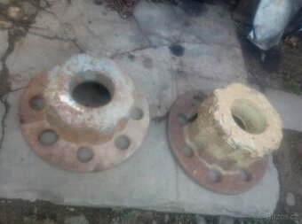 Středy závaží zadních kol Zetor super 50