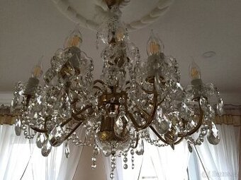 Křišťálový lustr