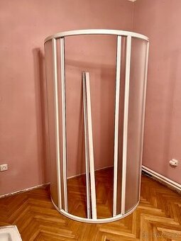 Sprchový kout s vaničkou