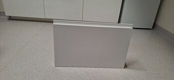 IKEA Voxtorp bílá lesklá