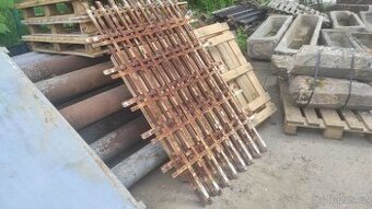 Stará železná mříž, 2 ks - 105 x 156cm