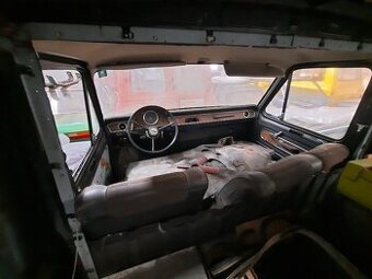 Transit MK1 1975 pohřební