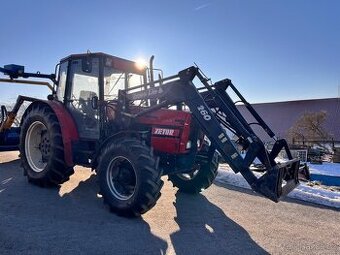 Zetor 9540 s celním nakladačem