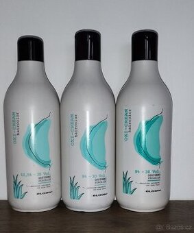 Kadeřnický materiál