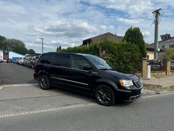 Chrysler Town Country 3.6 RT Stown DVD 2012