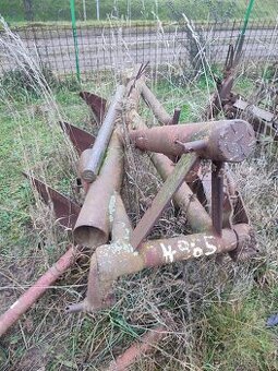 Tří radliční pluh