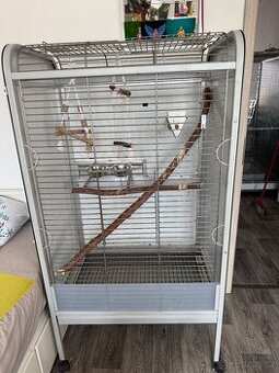 Omega III klec pro papouška