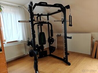 Posilovací věž TUNTURI SM80 Full Smith