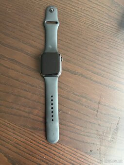Hodinky Apple watch 5 44mm