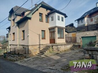 Rodinný dům dvougenerační - dva byty 2+1 v obci Turnov, část