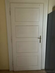 Dřevěné starožitné dveře s původním kováním a klíčemi 6x - 1