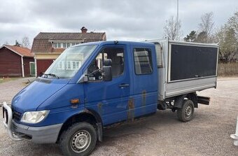 Mercedes sprinter 311 4x4 sklapac rok 2004