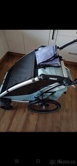 Thule Chariot pro dva s výbavou navic