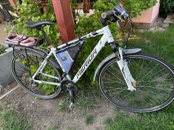 Trekové kolo Merida Crossway 40