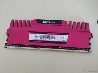 Corsair Vengeance Red 8 GB 1866 MHz DDR3