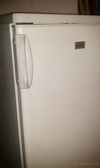 Lednička Zanussi ZRG 314 SW