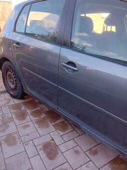 Volkswagen golf 5
