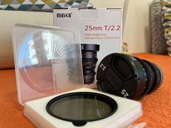 objektiv Meike 25mm