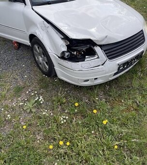 Volkswagen 1999 – pojízdný, vhodný na náhradní díly