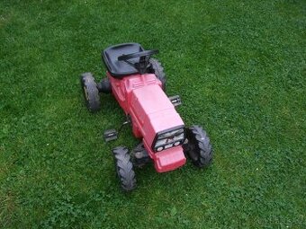 šlapací traktor - 1