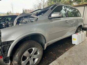 Prodám náhradní dily z vozu bolvo Xc 90