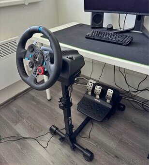 Logitech g29 + stojan + shifter