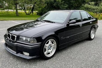 BMW E36 M3 sedan 1998 po kompletní renovaci