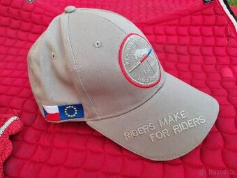 Nové jezdecké kšiltovky - 1