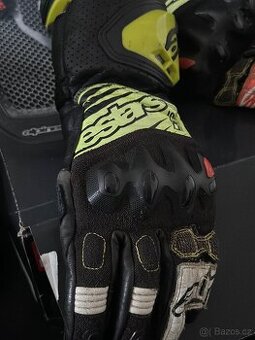 ALPINESTARS rukavice GP TECH V2 black/fluo yellow