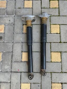 Škoda Octavia 2 zadní tlumiče.