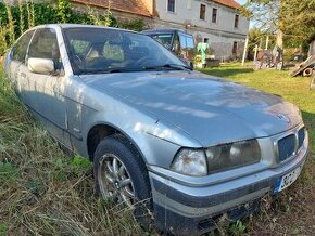 BMW 318tds compact