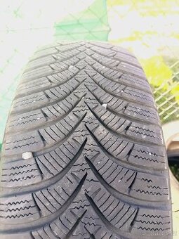 Zimní pneumatika 185/60 r15
