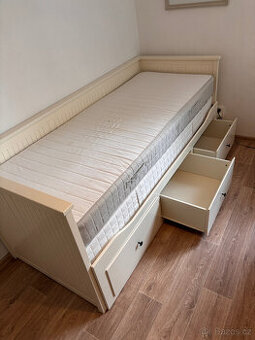 Rozkládací postel IKEA HEMNES + 2 matrace (80/160 × 200 cm)