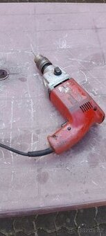 Prodám elektrickou vrtačku