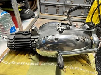 Jawa 550/555 motor