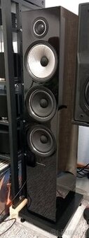 B&W BOWERS & WILKINS 704 S2